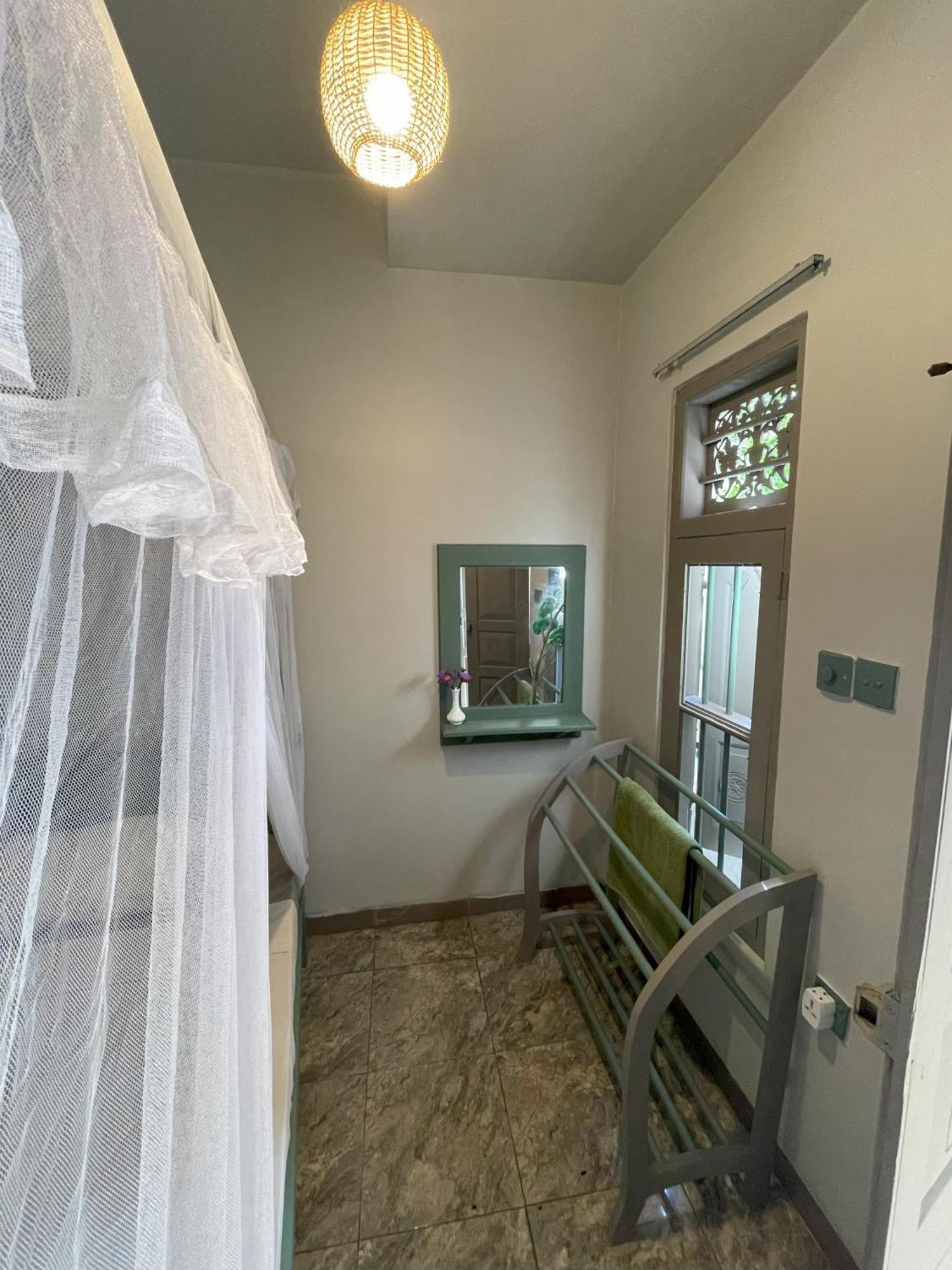 Hawara Coliving Midigama Hotel Exterior foto