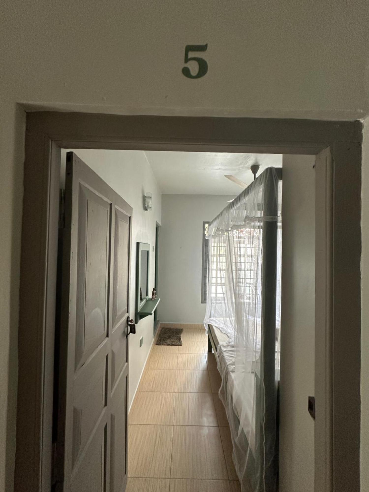 Hawara Coliving Midigama Hotel Exterior foto